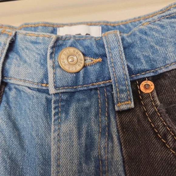 BDG Urban Outfitters Distressed Colorblock Denim Shorts Size 26  Organic Cotton - Picture 10 of 12